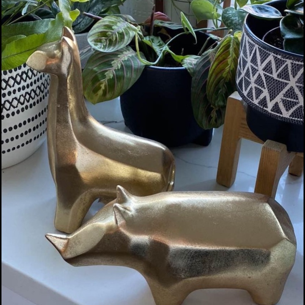 Gold animal decor